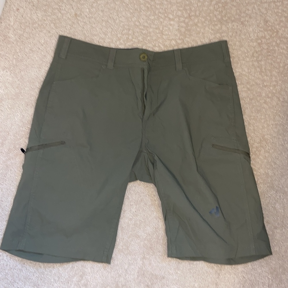 Men’s hiking shorts